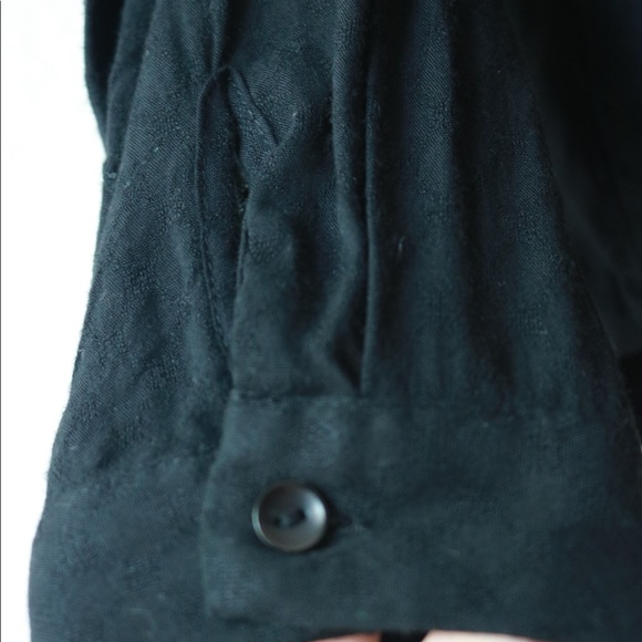 🔥Urban Outfitters twist front top - Picture 9 of 9